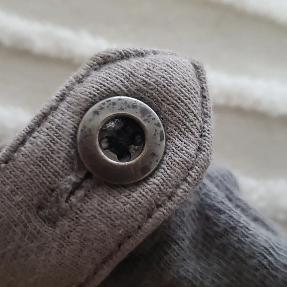 The Field L/S Raglan pullover - Picture 10 of 11